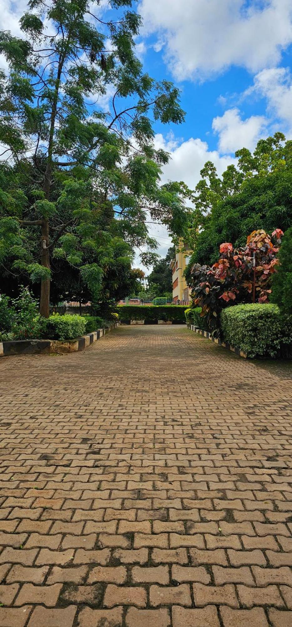 Northern Pearl Gulu Exterior foto